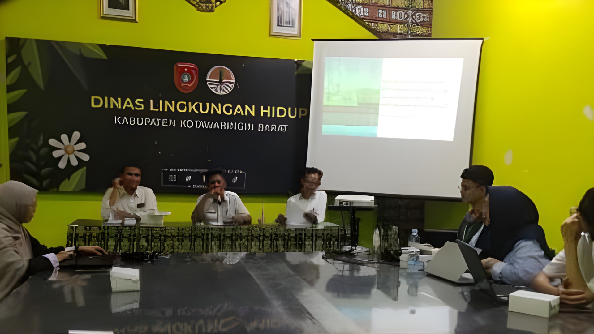 Portofolio dlh kotawaringin barat